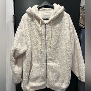 American Eagle Women’s S Cozy Cream Sherpa Jacket